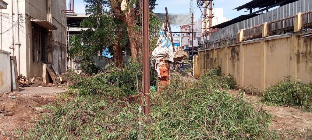 தமிழ்ச் சங்கம் ஆக்கிரமிப்பு