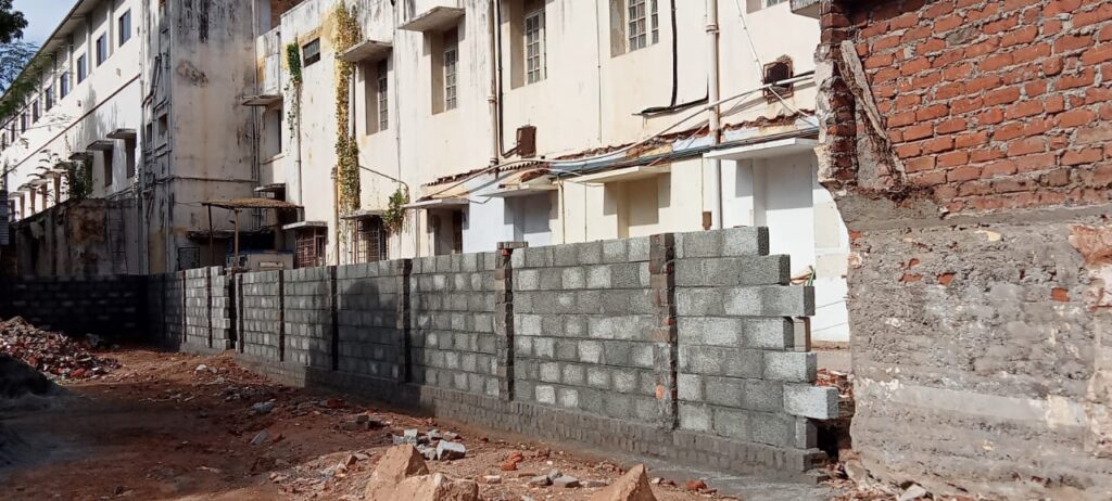 தமிழ்ச் சங்கம் ஆக்கிரமிப்பு 