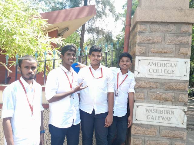 மதுரை அமெரிக்கன் கல்லூரி மாணவர்கள்