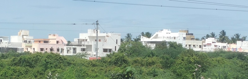 கம்பரசம்பேட்டை ஊராட்சி உட்பட்ட கிராமபுர பகுதிகளில் உள்ள வீடுகள்