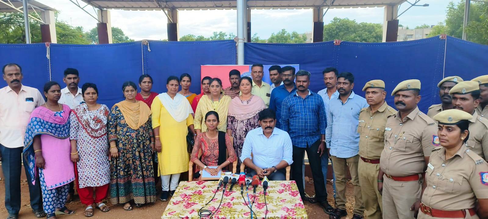 மதுரை பொருளாதர குற்றப்பிரிவு போலிசார் குழு