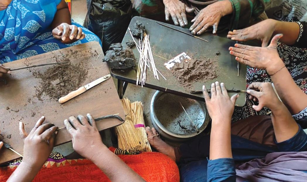 விஜயகீதம் அறக்கட்டளை