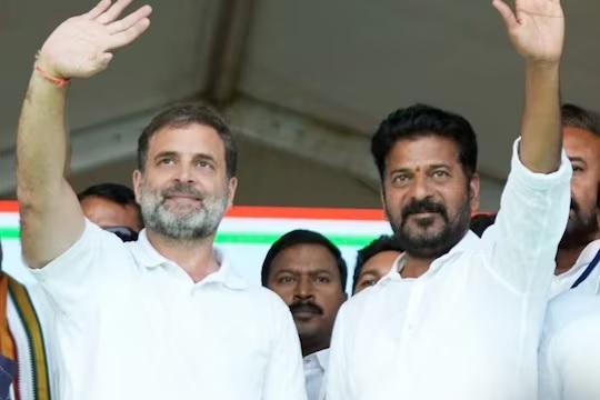 ரேவந்த் ரெட்டி - ராகுல்காந்தி