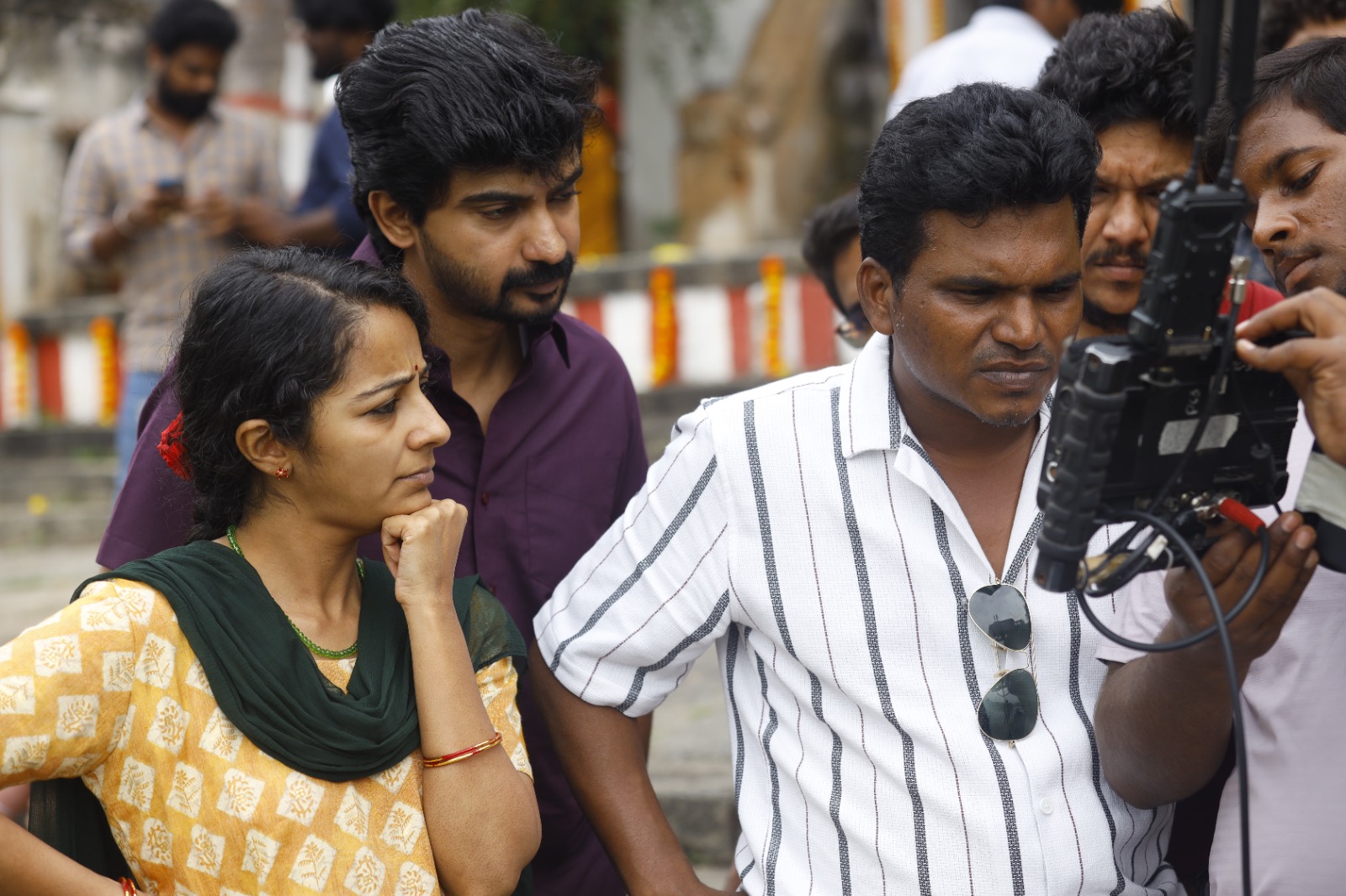 காதலில் கூட அரசியல்"