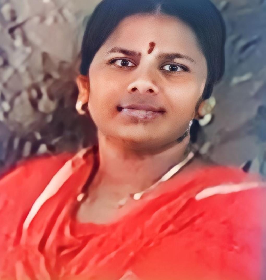 இன்ஸ்பெக்டர் - காந்திமதி,