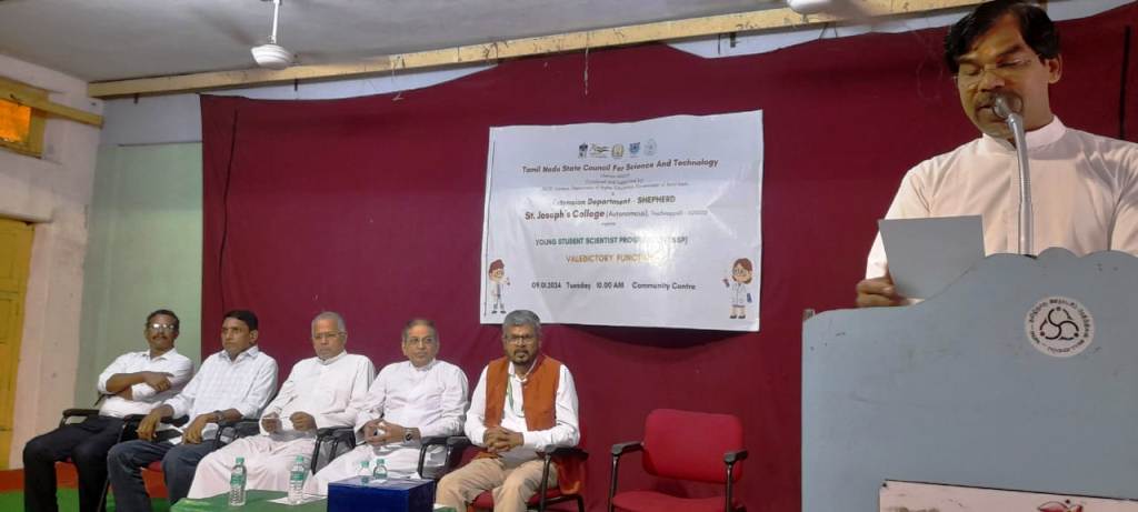 இளம் மாணவர் அறிவியல் அறிஞர்கள் முகாம் நிறைவு !