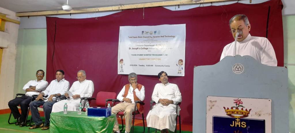 இளம் மாணவர் அறிவியல் அறிஞர்கள் முகாம் நிறைவு !