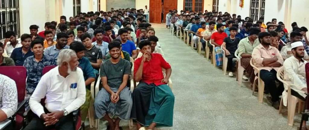 மணவர்கள்