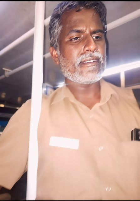 நடத்துனர். ரகு