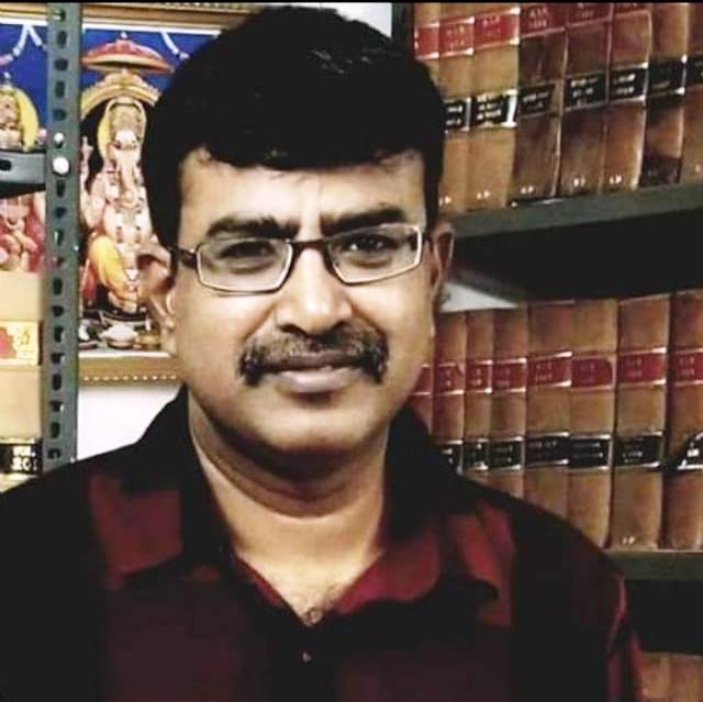 வழக்கறிஞர் விவேகானந்தன்