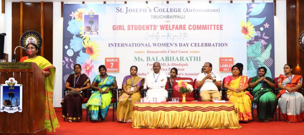 செயின்ட் ஜோசப் கல்லூரி மகளிர் தின விழாவில் தோழர் பாலபாரதி