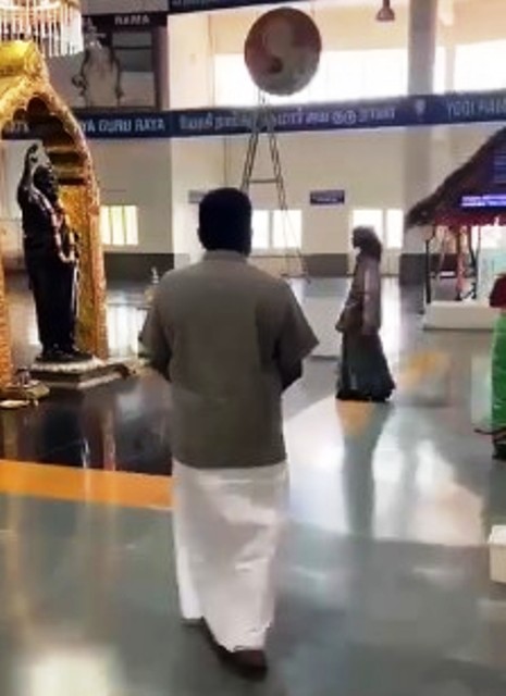 தொப்பி அம்மா
