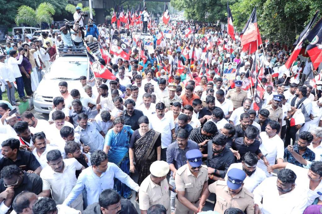 சசிகலா சுற்றுப்பயணம்
