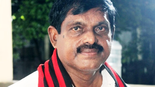 குளித்தலை எம்.எல்.ஏ.மாணிக்கம்