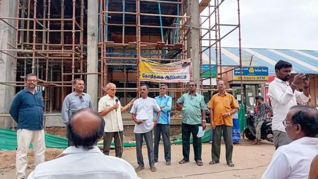 மயிலாடுதுறை இரயில் பயணிகள் ஆர்ப்பாட்டம்