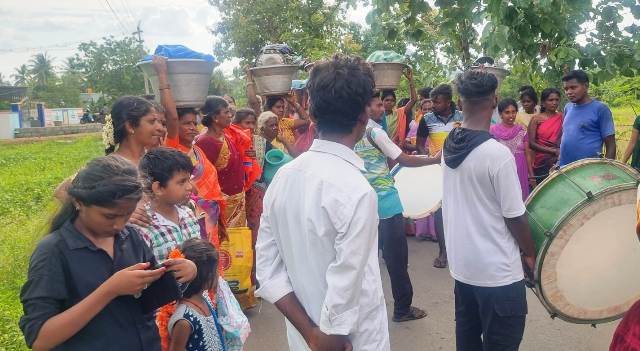 சாதி மத பேதமின்றி ஒன்று கூடி