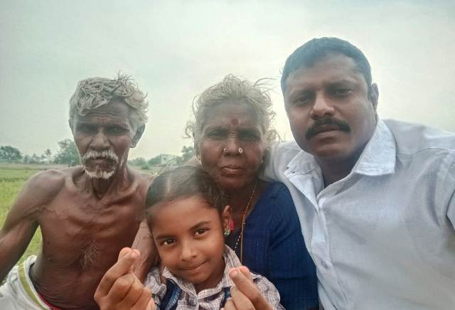 வழக்கறிஞர் சங்கருடன்