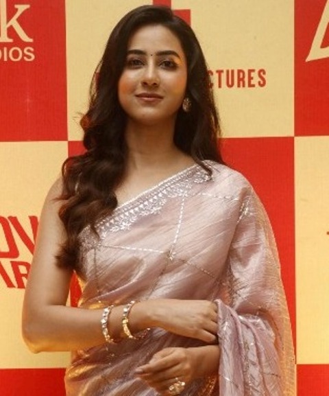 'ப்ளடி பெக்கர்