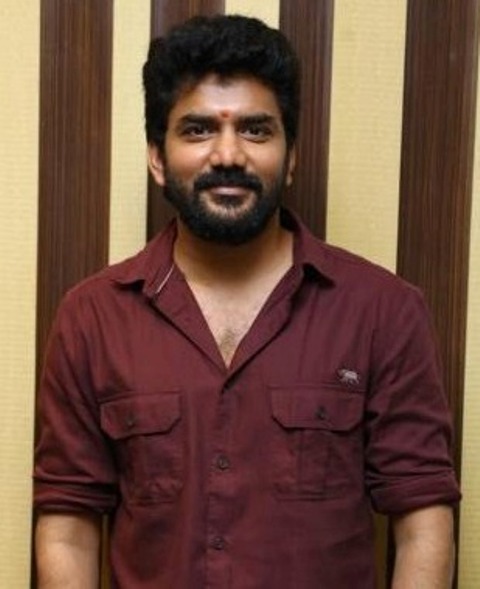 ஹீரோ கவின் 