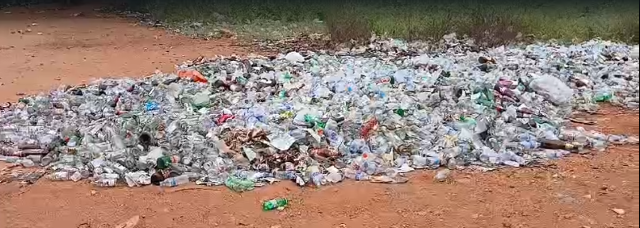 காலி மதுபாட்டில்கள்