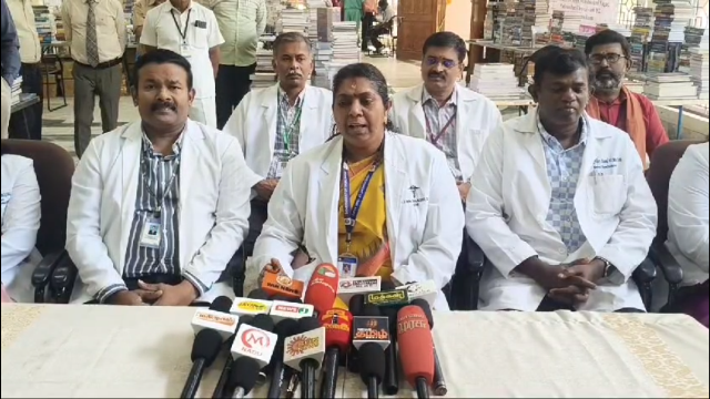 மருத்துவ பேராசிரியர்கள்