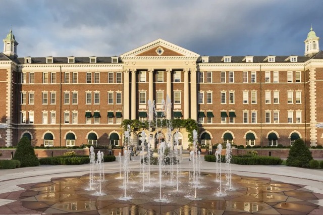 ஹோட்டல் துறைஎன்றொரு உலகம்