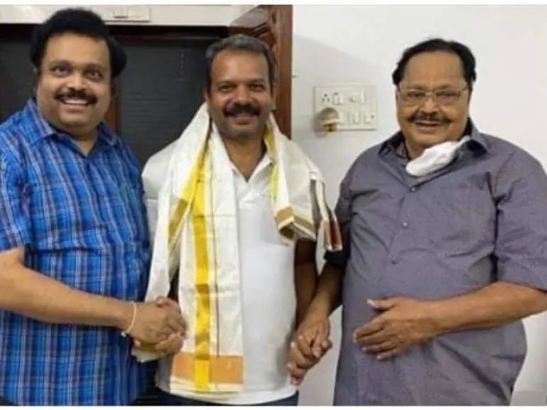எம்.பி. கதிர் ஆனந்த் - மணல் கரிகாலன் -அமைச்சர் துரைமுருகன்