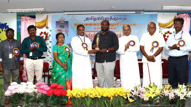 இந்திய அறிவு ஒருங்கில் தமிழின் கொடை தேசியக் கருத்தரங்கு