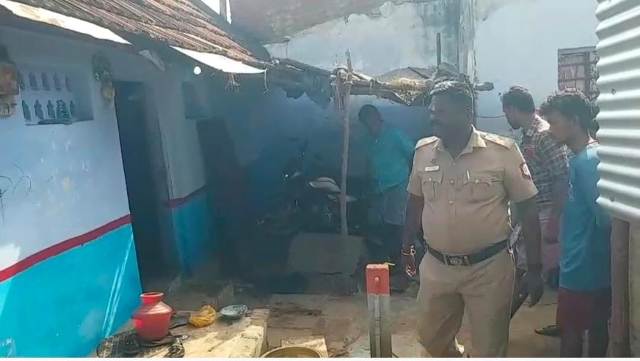 பெட்ரோல் ஊற்றி எரித்த கணவர்