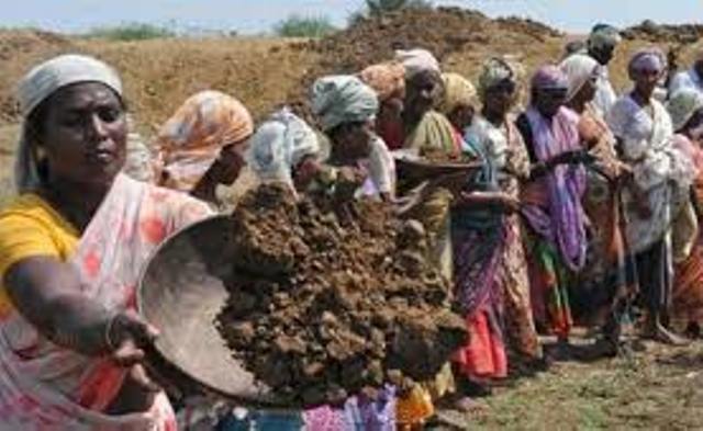 நூறு நாள் வேலை திட்டம்