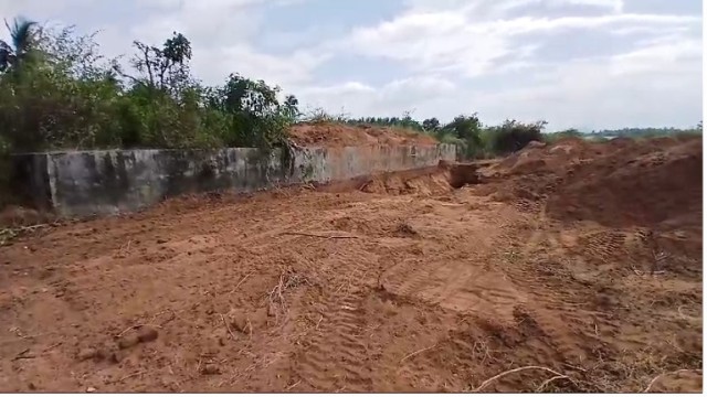 ஓடை ஆக்கிரமிப்பு