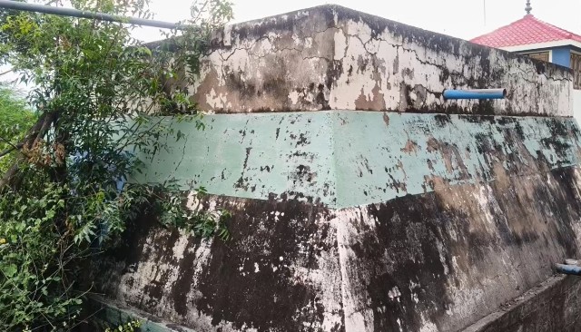 நீர்த்தேக்கத் தொட்டி !