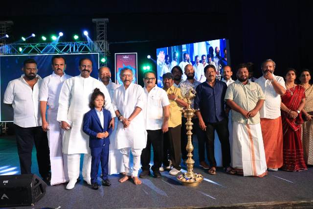 'மிஸ் மேல கிரஷ்