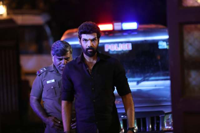 ‘டென் ஹவர்ஸ்’