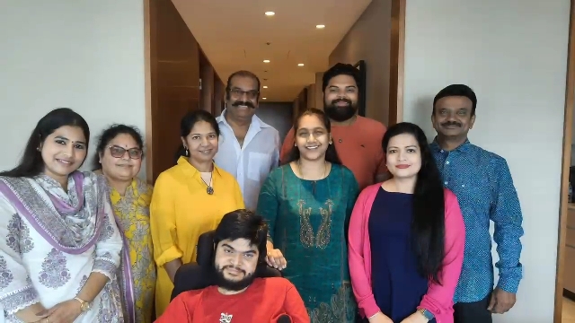 நடிகர் நெப்போலியன் மகிழ்ச்சிப் பதிவு