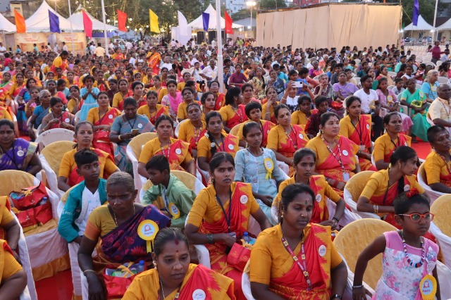 திருச்சி சாரதாஸ்