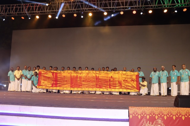 திருச்சி சாரதாஸ் 