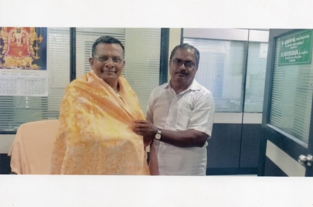 முருகேசனுடன் முத்துக்கருப்பன்