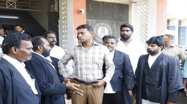 நீதிமன்றத்தில் வருண் ஐபிஎஸ்