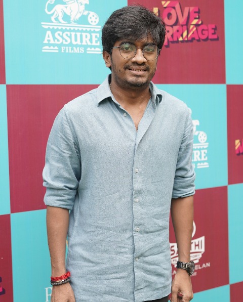 சண்முக பிரியன்