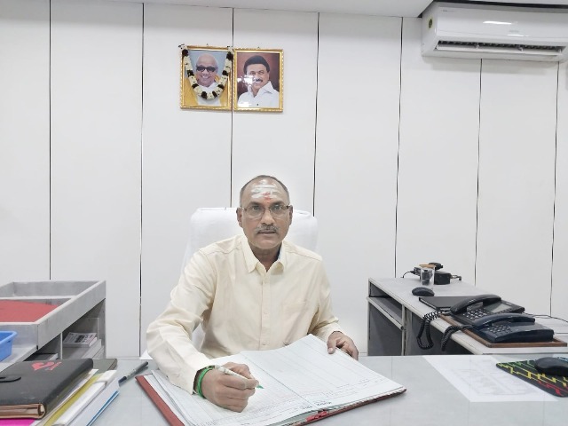 K.தசரதன்