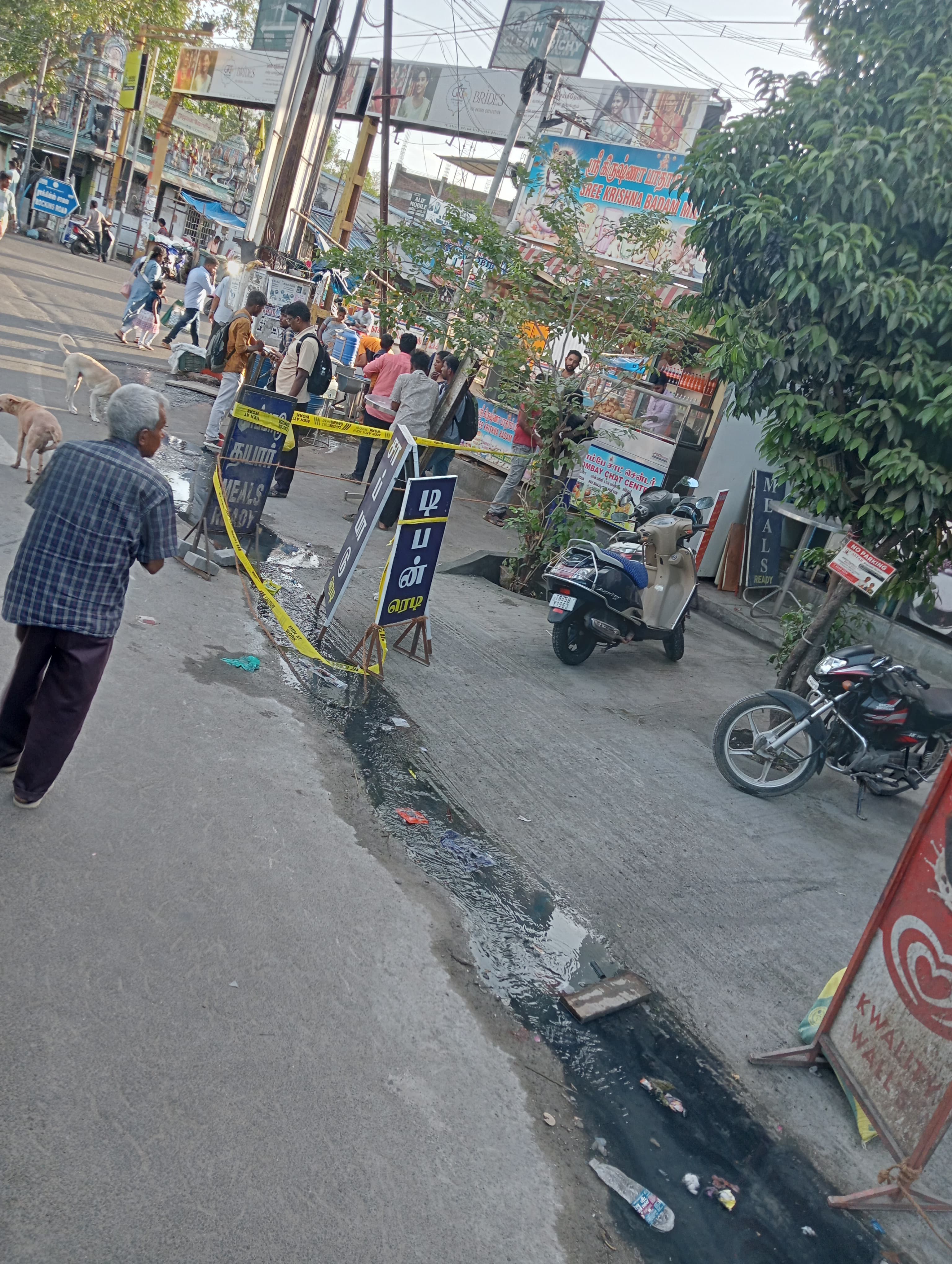நாறி கிடக்கும் திருச்சி ரயில்வே ஜங்ஷன்