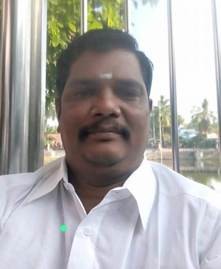 பெண்ணின் தந்தை Admk பெரம்பலூர் மாவட்டம், வேப்பந்தட்டை கிழக்கு ஒன்றிய அதிமுக செயலாளர் , ரவிசந்திரன்