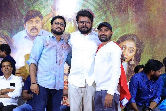 ’யாதும் அறியான்’ 