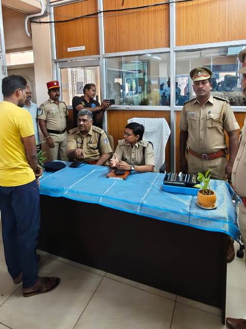 புதுச்சேரி காவல்துறை