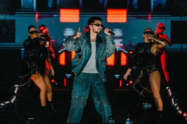 ‘ஹுக்கும்’ இசை நிகழ்ச்சி