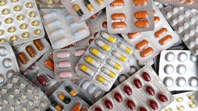 Pomol 650 (பாராசிட்டமால்)