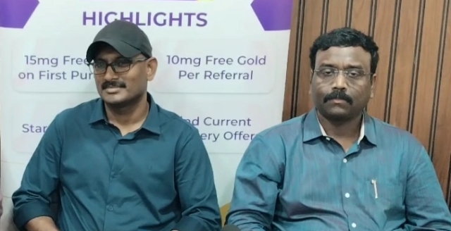 அருண் பிரதீப் மற்றும் இம்மானுவேல் மணி.