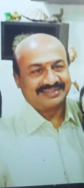 தலைமை ஆசிரியர் ராஜ்குமார் 