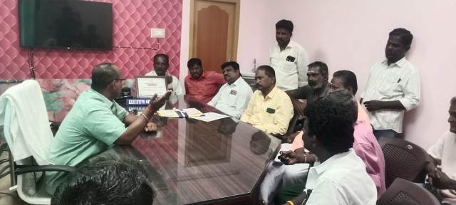 பேரூராட்சி அலுவலகம் முற்றுகை